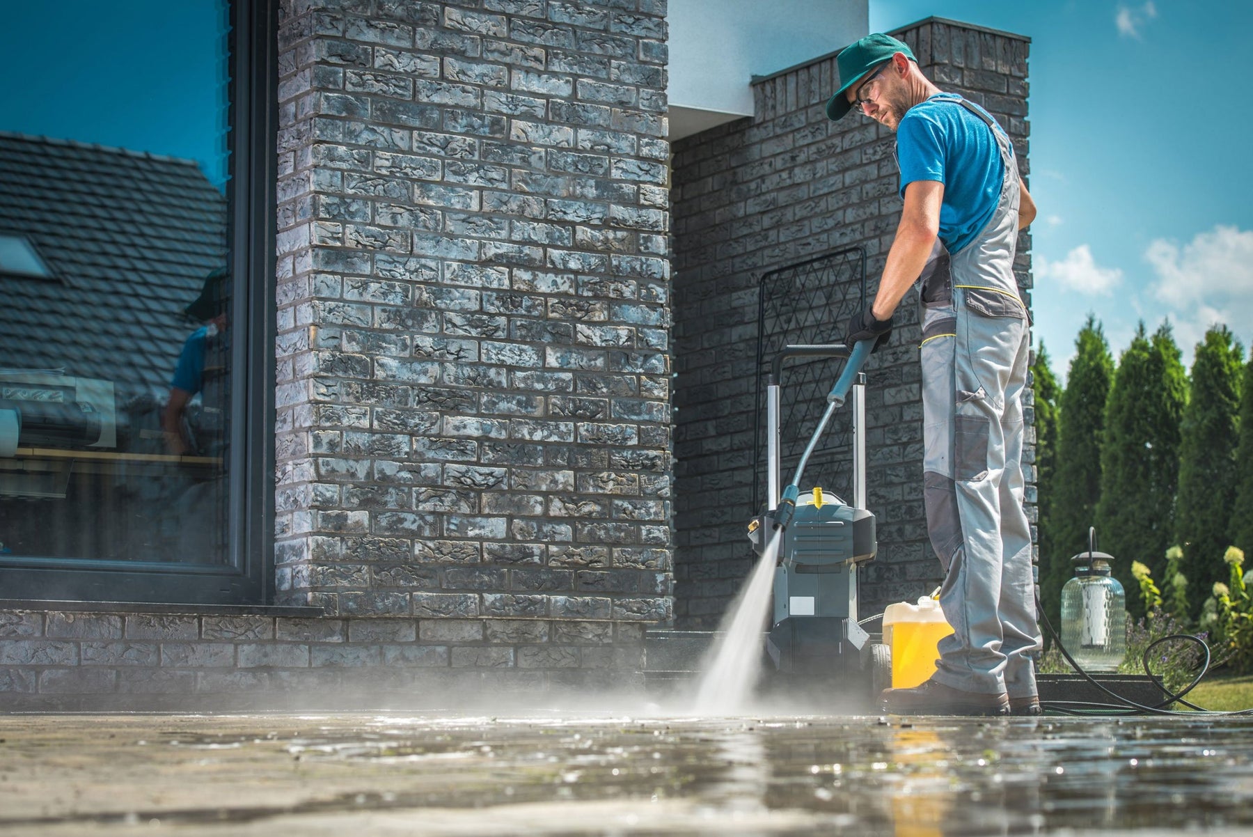 Reviving the Shine: Expert Pressure Washer Repair Services in Miami