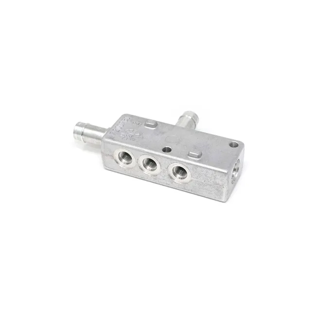 Bobcat 7201981 Drain Case Manifold