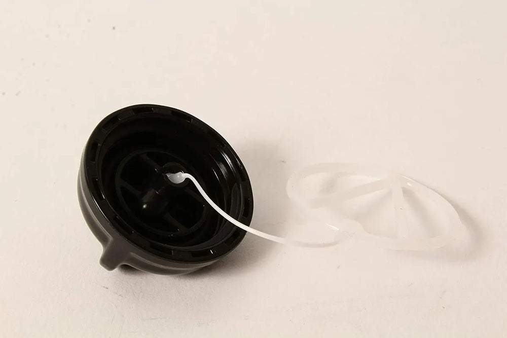 ECHO A033000390 CAP, FUELOIL